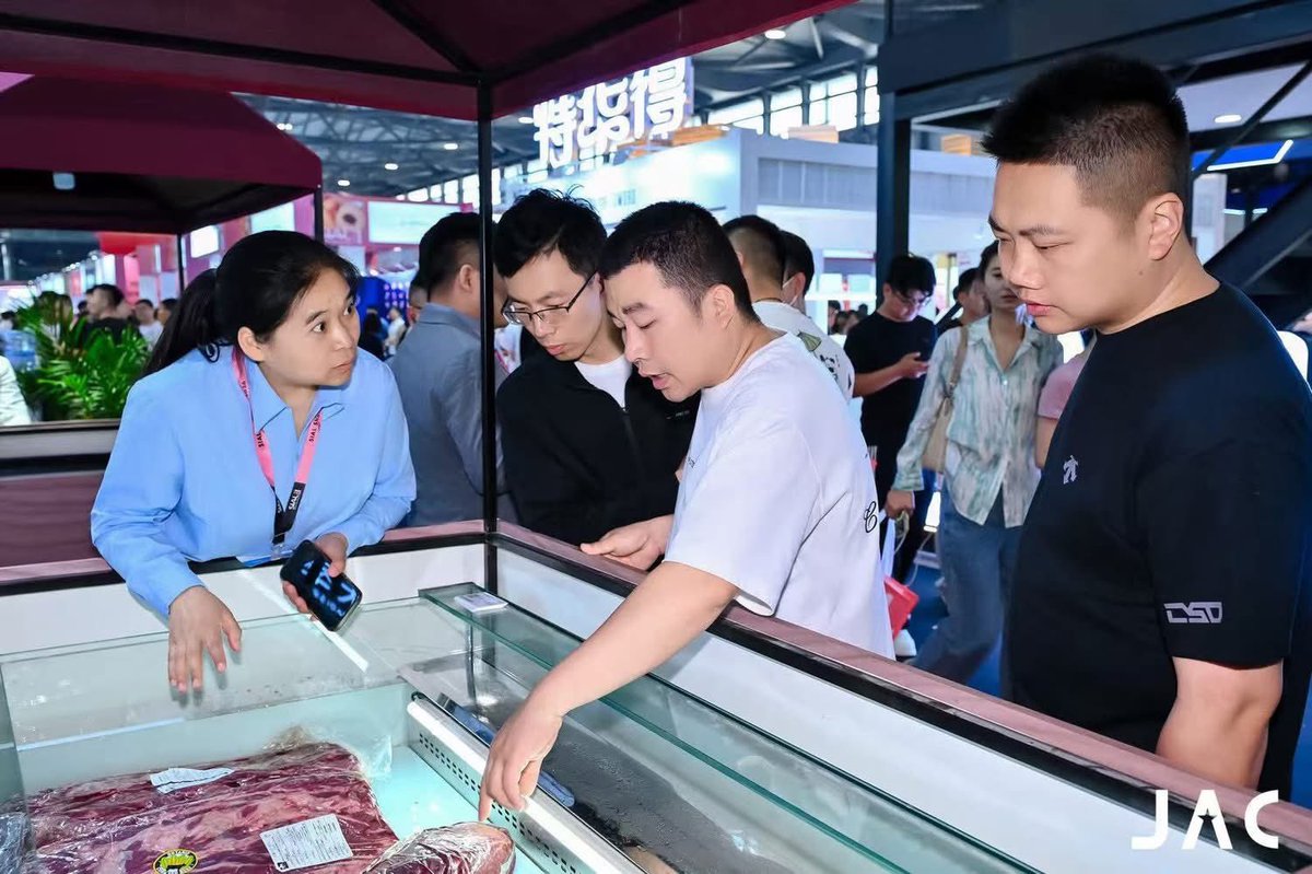 ONCornFedBeef's tweet photo. Last week, Ontario Corn Fed Beef officially returned to the China market at SIAL in Shanghai! Huge thanks to our distributor partners and St. Helen’s Meat Packers for delivering high-quality #OntarioBeef to this vast market. 🥩✨ #OMAFA https://t.co/b4bsLSzJ8I