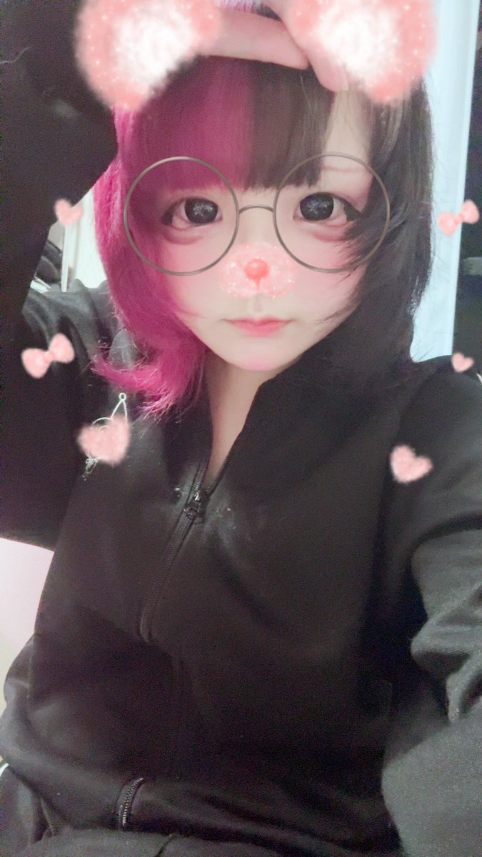 礫 tweet media