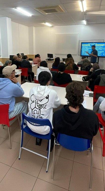 Fundación Elche Acoge tweet media