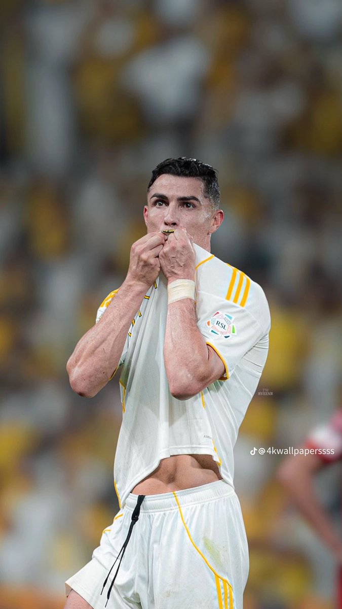 xforex4's tweet photo. @Cristiano @manar9alriyadh2 @AlNassrFC @AlNassrFC_EN 💛💙 https://t.co/puDdNBKEG5