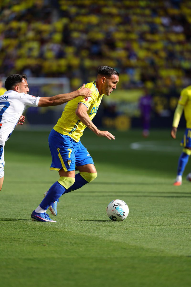 Lucas Pérez tweet media