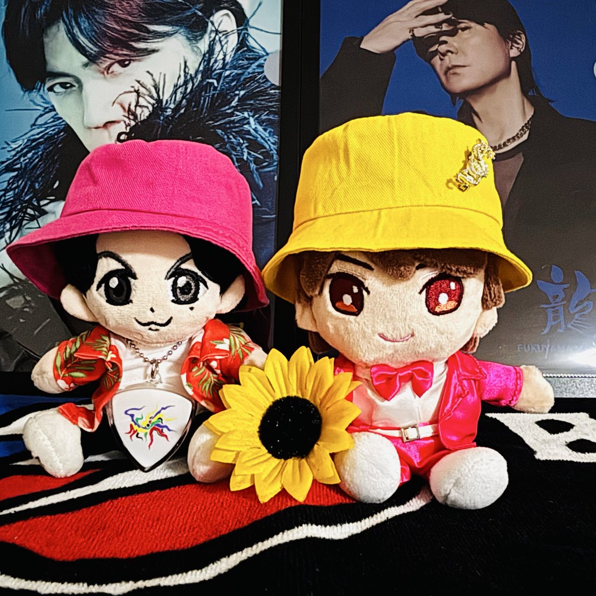 fukutaka25's tweet photo. ちいましゃ 新しいお友達できました。
ACEesの佐藤龍我くんです。帽子作ってー！って遊びに来た🤭メンカラは黄色💛
龍🐉のバッチ付き♡
明日からツアーが始まるんだって🎤楽しんできてね！ACEeeの皆さん黄色帽子の龍我くんよろしくね！
#ちいましゃ
#BROS1991
#ACEes
#ACEee https://t.co/mh3Q6OZHfa
