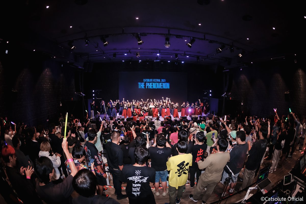 catsolute's tweet photo. ปิดท้ายด้วยภาพบรรยากาศช่วง Encore สุดอบอุ่นที่ศิลปินทุกคนและแฟนคลับมาร่วมสนุกส่งท้ายไปด้วยกัน 😸🫶

พวกเราแคทโซลูท ขอบคุณค่ะ

Recap (2026-05-10)
Event: Catsolute Festival 2026 Day 3
Venue: Lido Connect Hall 2

สามารถชมภาพบรรยากาศเพิ่มเติมที่ FB Page: Catsolute ได้เลยค่ะ
https://t.co/TMdTm4HLbm

#Catsolute #CatsoluteFest2026 #CatsoluteFestival #SoraSora #YamiYami #MiraiMirai #Dream0n #Nox0ff