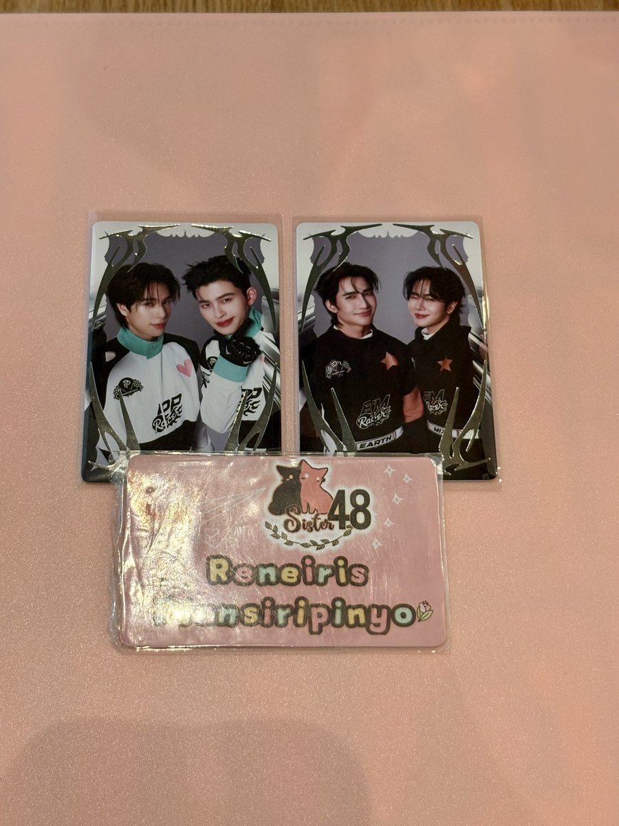 sister484's tweet photo. ♡⋆˚ WTS /ขาย ♡⊹♬₊

Secret Random LOL

❤️PondPhuwin 2.9k
❤️EarthMix 650฿

สนใจสอบถามทาง dm ได้เลย

#LOLFanFest2026 #ตลาดนัดgmmtv
#ตลาดนัดปอนด์ภูวินทร์ #ตลาดนัดเอิร์ธมิกซ์ https://t.co/rPm3paHI46