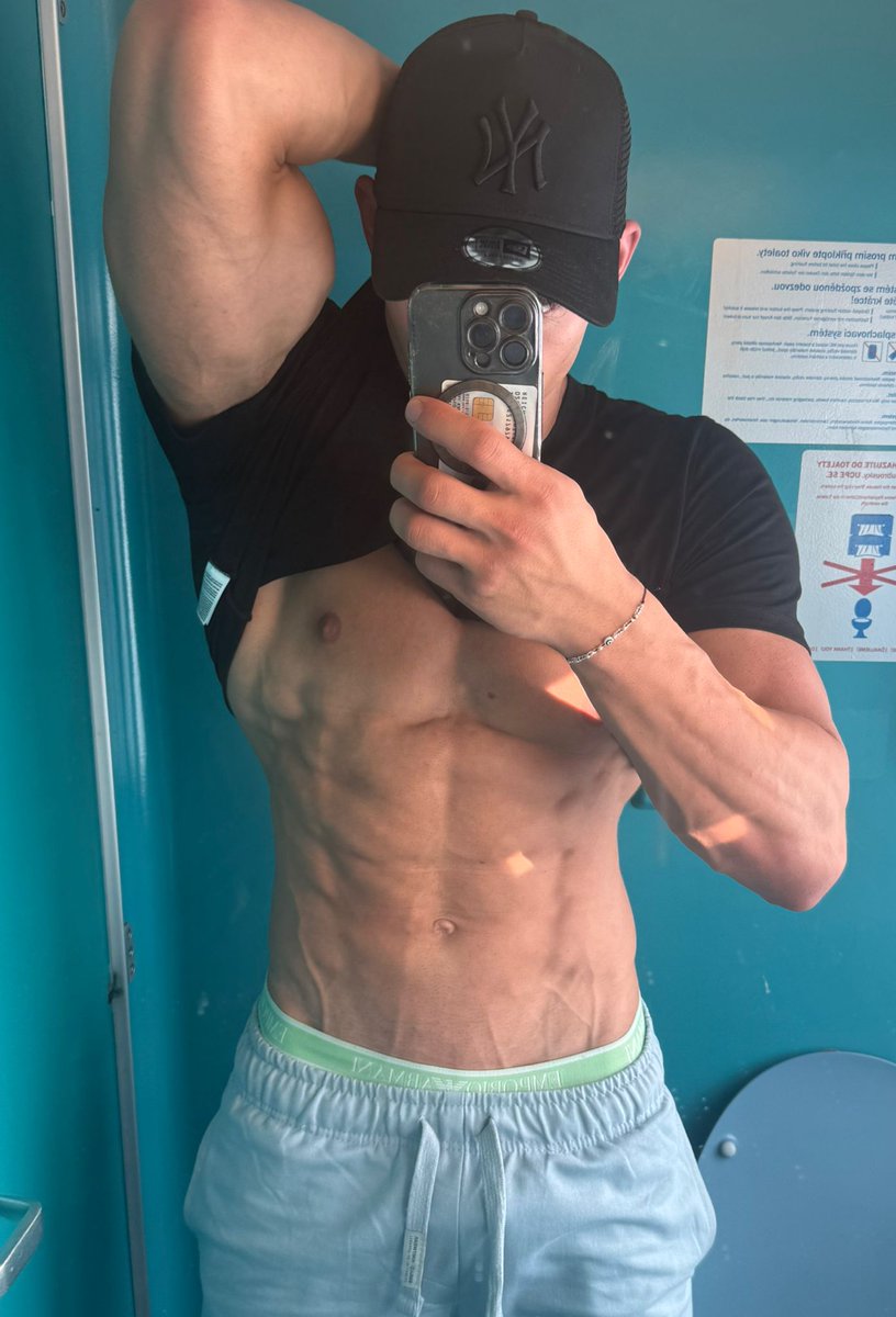 I am Paul Gainz tweet media