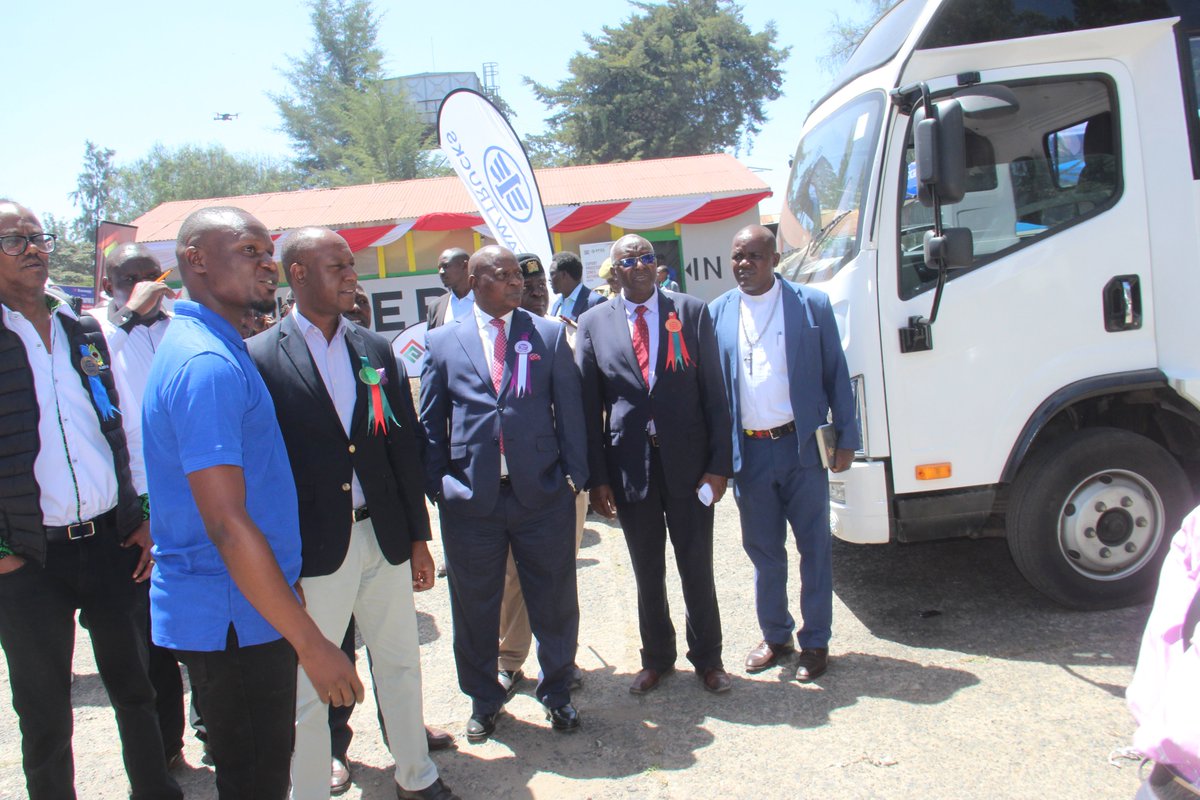 TAM_EnterRd's tweet photo. FAW at Nanyuki ASK Show (12–16 May): showcased the JK6 &amp; FAW Bus 33-seater — big interest from farmers, schools &amp; quarry logistics. Proud winners: BEST STAND EXHIBITING — Automobiles &amp; BEST STAND EXHIBITING — Agricultural Equipment. 🌾

☎️ 0720 777 777
🌐 https://t.co/Bd68ip5WTE https://t.co/rAmoie7lwF