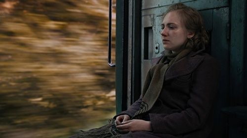 CinePlasencia's tweet photo. ¿Supervivencia, complicidad o condena? LAS CATADORAS DE HITLER llega  Un perturbador thriller psicológico de cámara que transforma la retaguardia nazi en un escenario claustrofóbico de tensión pura. Cine de autor que incomoda y fascina.

🎟️ https://t.co/GXXfJOgmRp

#Plasencia https://t.co/8E7YHkSLuf