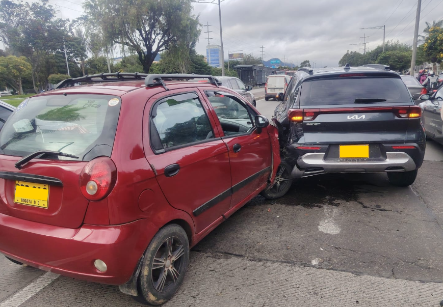 Bogotá Tránsito tweet media