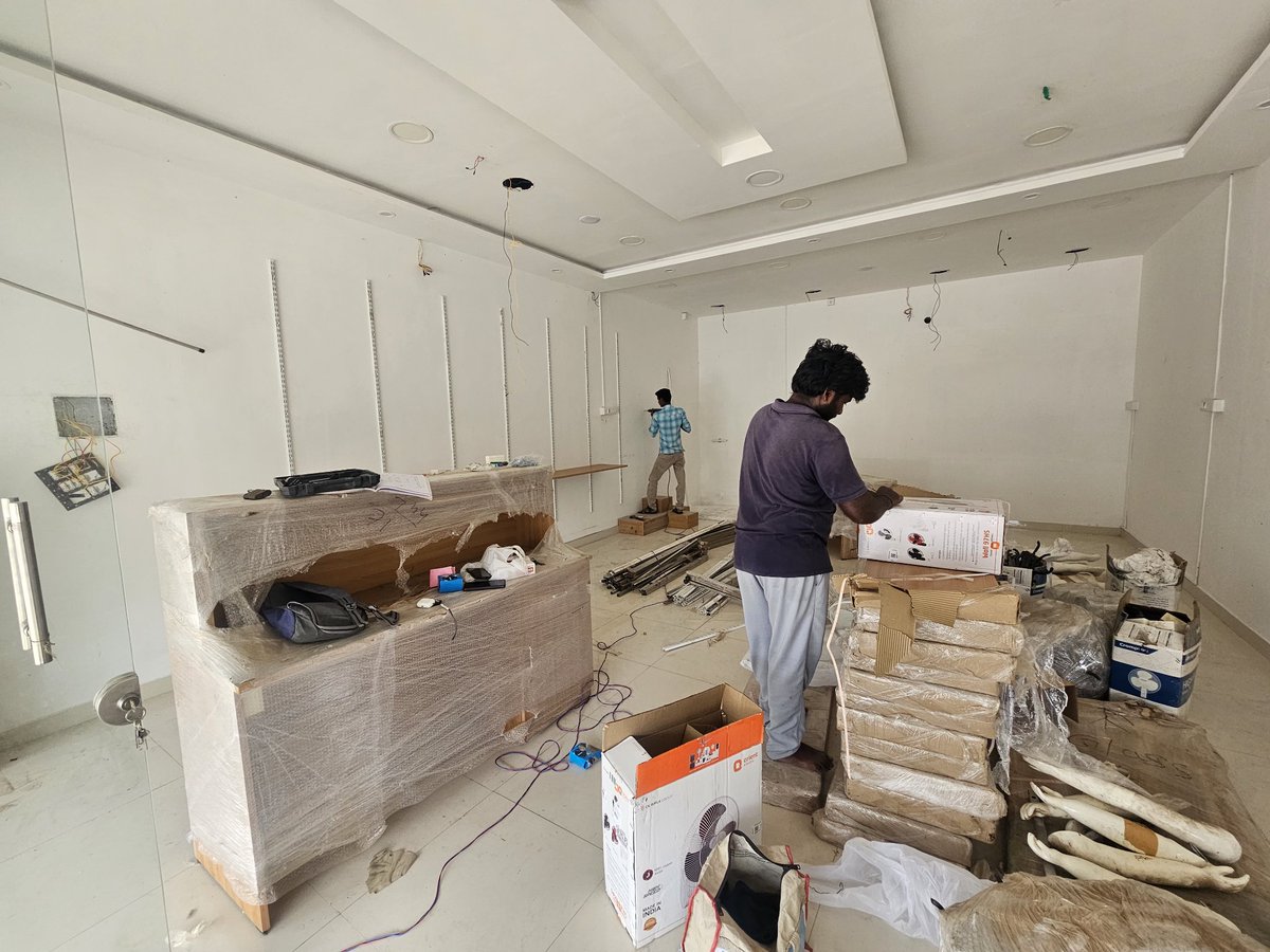 saarjuna's tweet photo. Our 4th Showroom is getting ready https://t.co/r3mivV6VUr