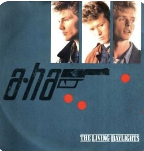 EBEnglish01's tweet photo. @MovieEndorser Happy Bank Holiday Monday..
Perfect time for...
Best Bond
Best Bond film
Best Bond song
Best Bond villain... https://t.co/Gkdym0xQVX
