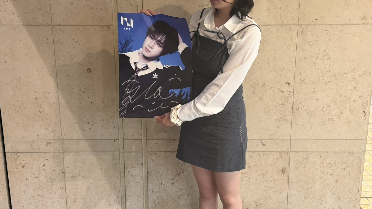 yu_ini_s210's tweet photo. 𝟤𝟨.𝟢𝟧𝟤𝟦

雄大くんと初めてのオフラインサイン🩷
今まででいちばんお話できて幸せやった🍀( ᵕᴗᵕ )

 #INIオフライン  #INIオフラインサイン会  #佐野雄大 https://t.co/brwR9i6mtj