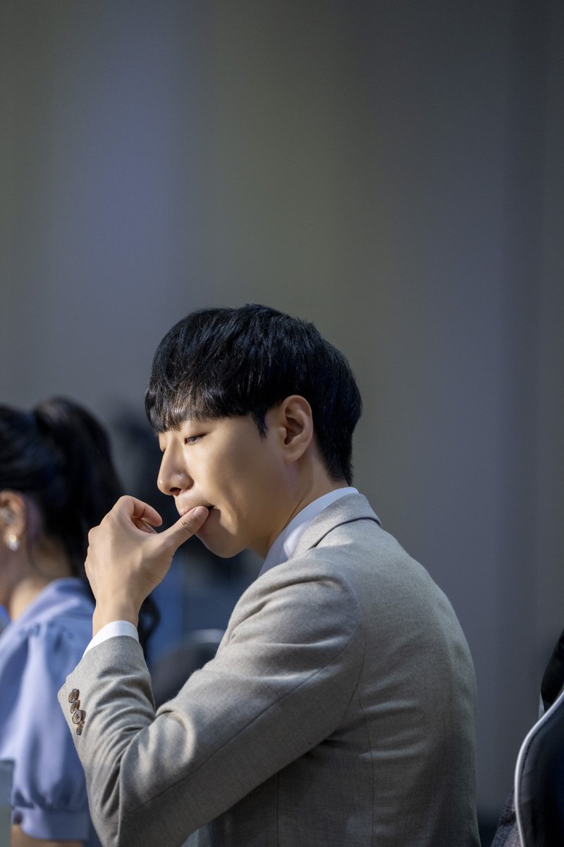 김구름 tweet media