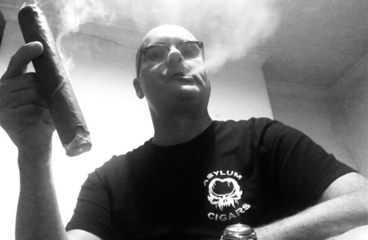Cuban Cigar Nick tweet media