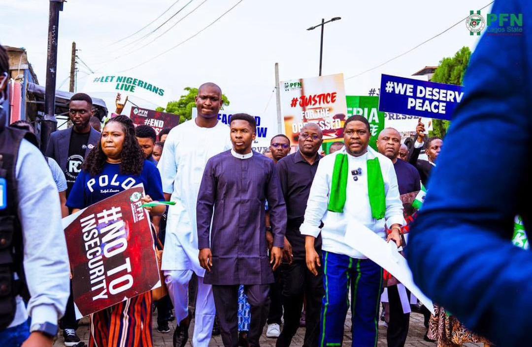 Utumax1's tweet photo. Men of God finally did the needful...glad you understand everything is not about prayers.
#SayNoToInsecurity
Those that protested During Godluck Jonathan are all silent because the president os their tribes man. Shame. https://t.co/LOmYXmAA7Z