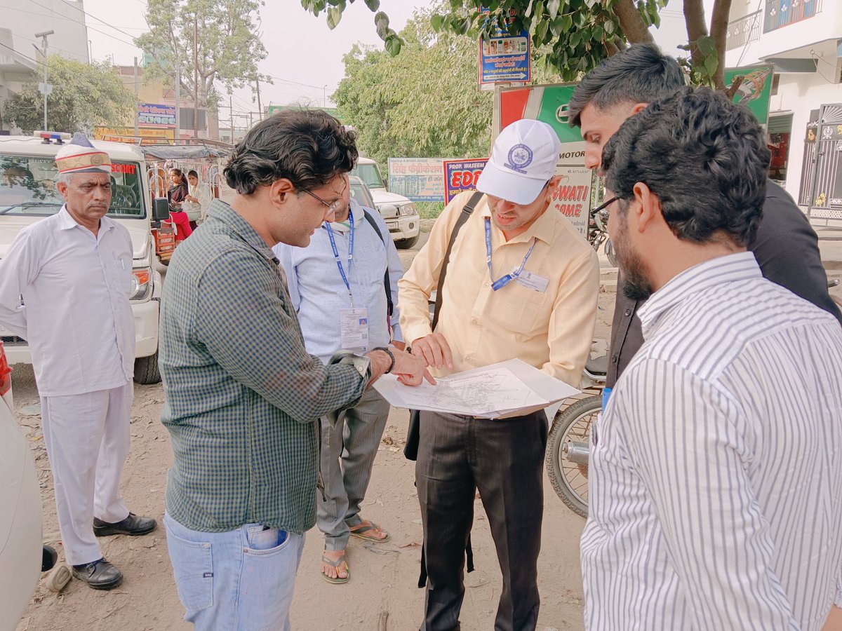 DM Amroha tweet media