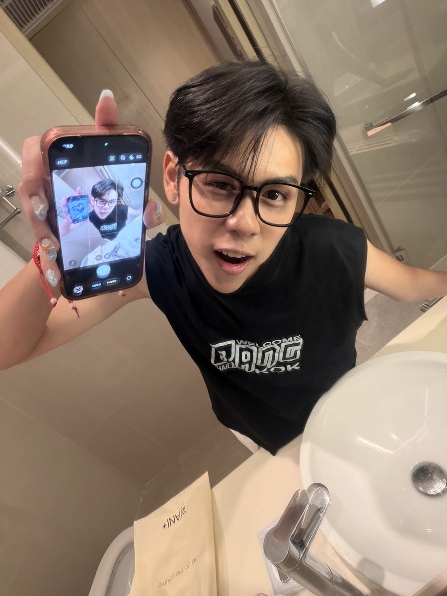 intwch88's tweet photo. 😝😙😌🙂
#intwch #Intawit https://t.co/fM7atH0Pue