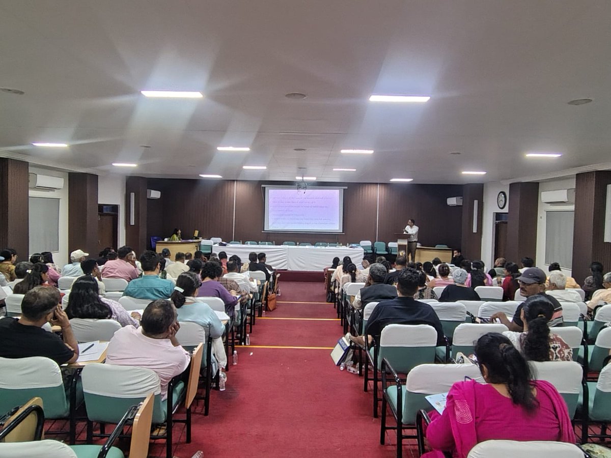 Gujaratscps's tweet photo. A session on the 'Key features  of Mission Vatsalya  and best practices under the mission' was conducted by the GSCPS team at the workshop on Child Rights: Issues &amp; Challenges organized by GSCPCR - GMC. Concerned stakeholders were participated. https://t.co/BYNtTBL4y8