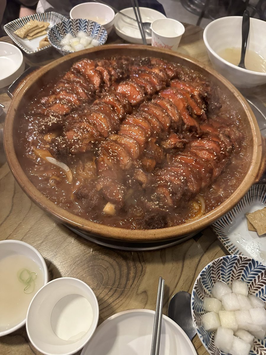 엄재 tweet media