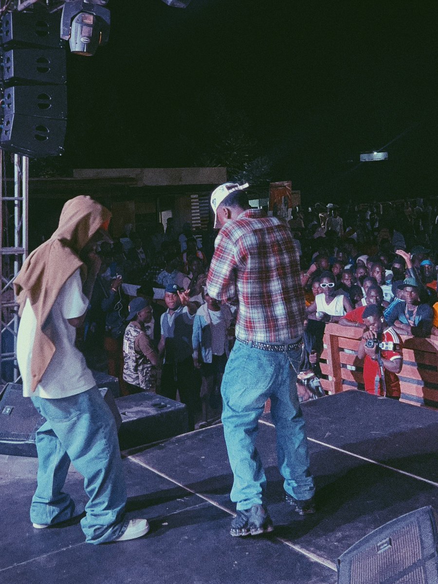 troymobdaily's tweet photo. Troy Mob brought Ca$ino on stage during his set at the Martse Memorial Show in Mzuzu. https://t.co/g9T5AebHRh