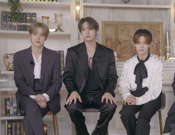 윤트리버 tweet media
