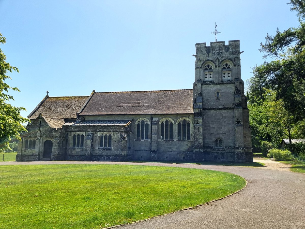 DACsLR's tweet photo. #Bryanston church. #Dorset https://t.co/8gDKz7hzQD
