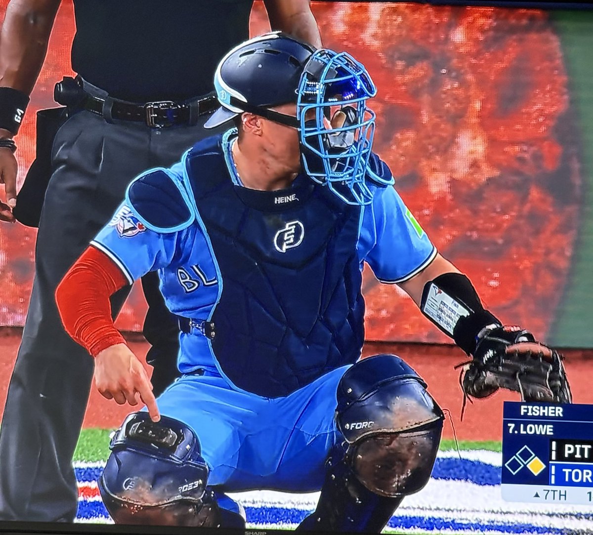 Force3ProGear's tweet photo. It’s Memorial Day! Check out this week’s Best of #SpringsSpotted from around the MLB. #catcher #catchergear #theonewiththesprings https://t.co/pAGic7jNeI