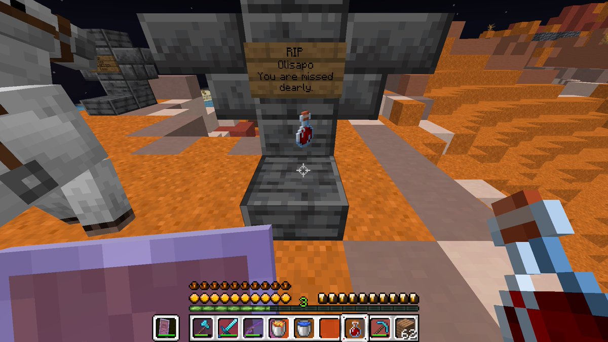 oly_sin_y tweet picture
