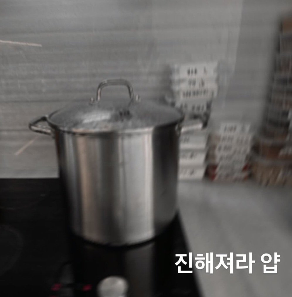 아는개산책 tweet media