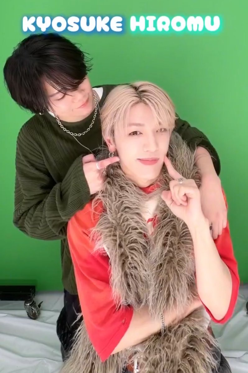 nono__4__'s tweet photo. 髙牧全部やばいんだけど、
この肩に手置いてのぞきこんでほっぺつんしてるの😭😭
わざわざ大夢のこと見てほっぺにつんしてるのやばくないですか😭😭😭 https://t.co/G47vM6Ozc4