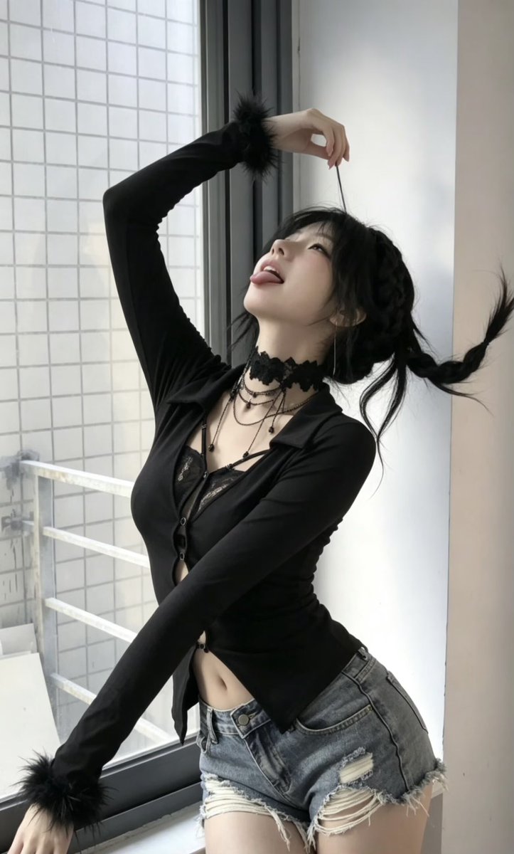 sdolale's tweet photo. #羞辱  #母狗  #反差  #骚货 #母猪  #女神 https://t.co/M1qPPmGPtA