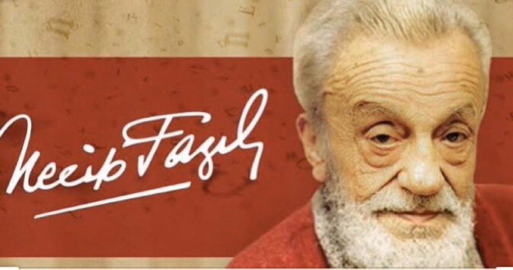 profdrfatihylmz's tweet photo. Türk milletinin fikir ve dava ufkuna yön veren, kalemiyle nesillere istikamet çizen büyük mütefekkir, üstad şair ve “Şairler Sultanı” merhum Necip Fazıl Kısakürek’i vefatının 43. yıl dönümünde rahmet, minnet ve hürmetle yâd ediyorum.

Geride bıraktığı eserleri, fikir mücadelesi ve güçlü duruşuyla gönüllerimizde yaşamaya devam edecek.

Mekânı cennet, makamı âli olsun. 🇹🇷

#NecipFazılKısakürek