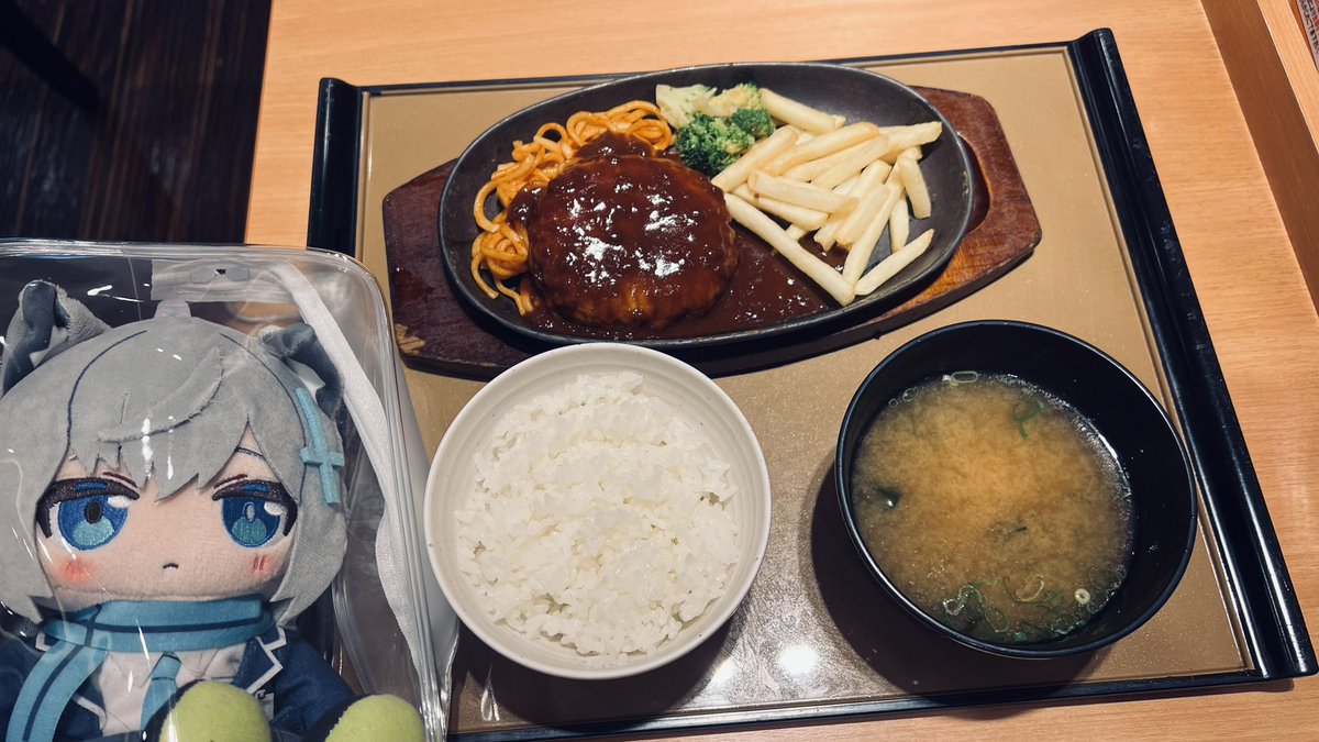 ْやかん tweet media