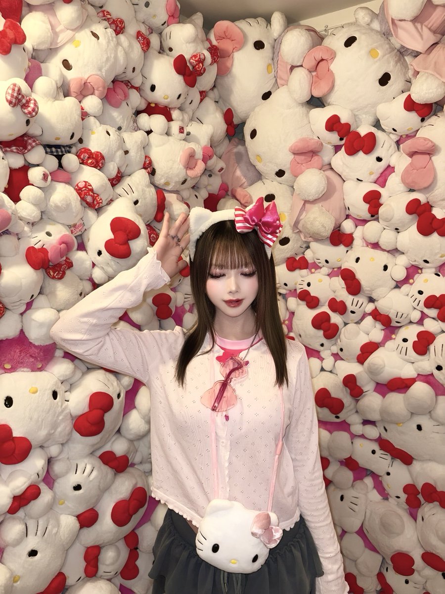 nyoki_cos_'s tweet photo. 幸せ空間💞 https://t.co/QAaDTr6lhQ