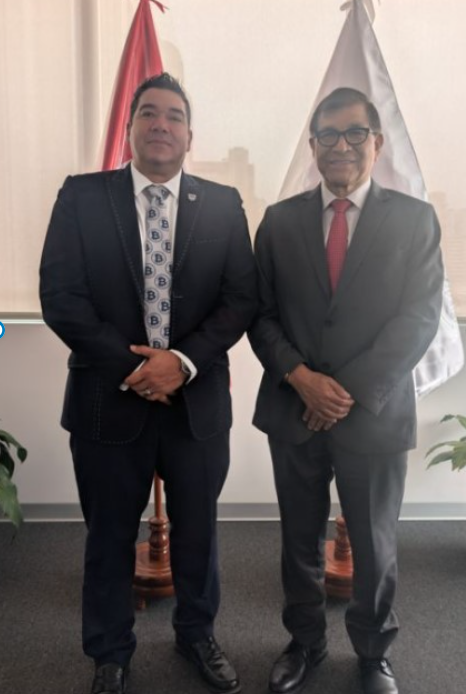 CriptoNoticias's tweet photo. 📌La Superintendencia del Mercado de Valores de Perú y la Comisión Nacional de Activos Digitales de El Salvador evalúan la tokenización como vía para democratizar el mercado de valores tradicional en el país andino. https://t.co/ozsUSGfm39