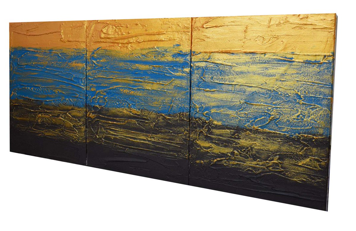 wrightsonarts's tweet photo. buy original artwork beauty in the breakdown blue edition https://t.co/jN2LOyFaSv #Shopify #WrightSonArtscanvastriptychartforsale,originalpaintingsabstractartuk #LargeTriptych https://t.co/0YnOcqPOA1