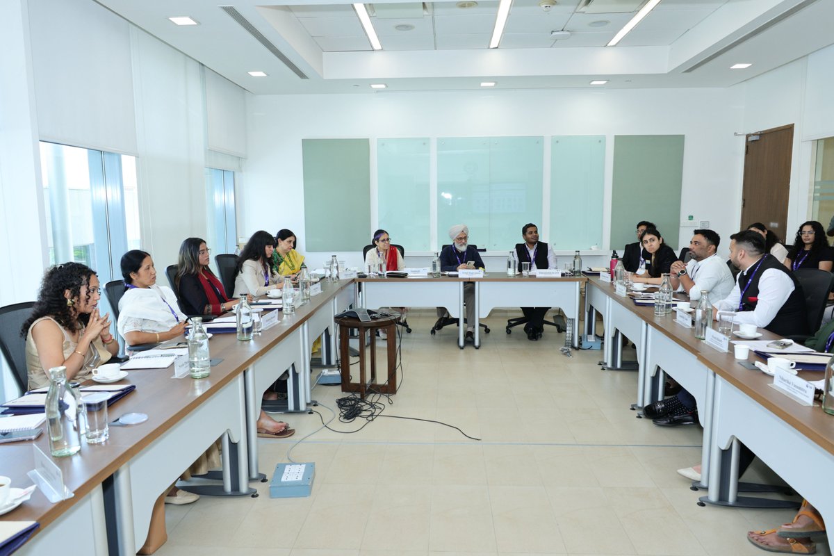 Indian School of Business (ISB) tweet media