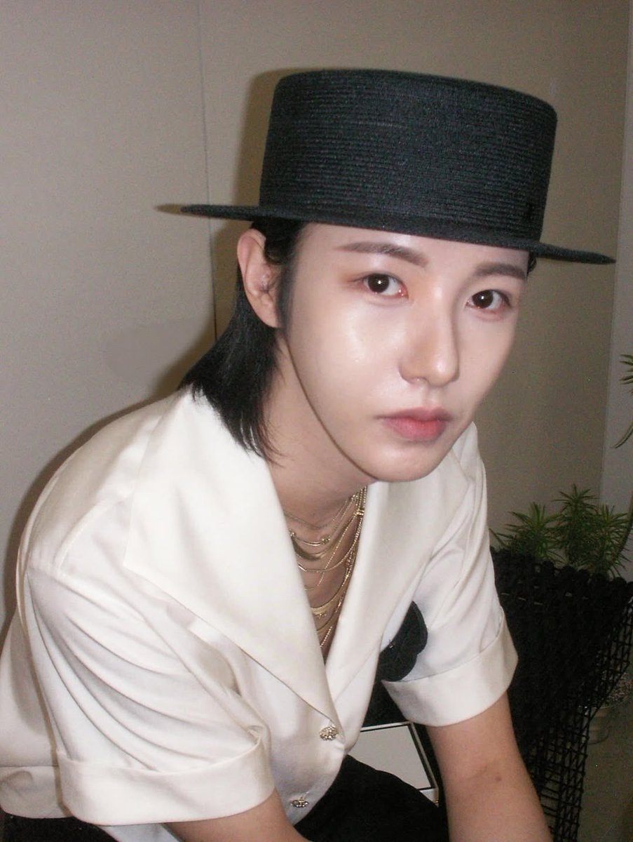 RENJUN BASE! tweet media