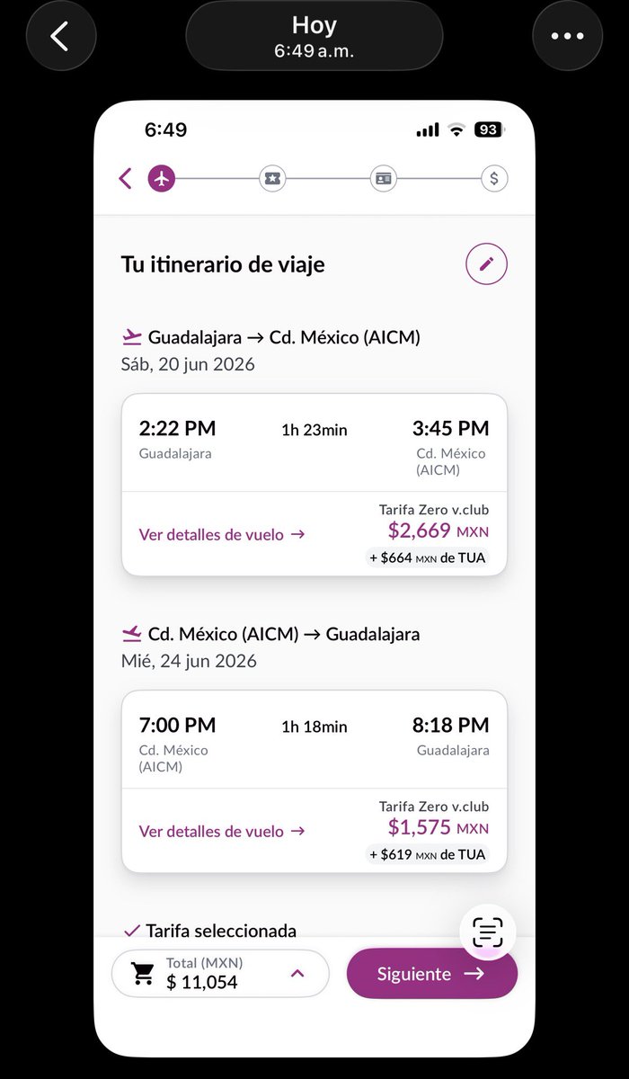 somablog's tweet photo. Y así empieza @flyvolaris @viajaVolaris el hot sale, precios al doble de un día para el otro, @AtencionProfeco @Profeco ojo aquí, se puede hacer algo ante el robo descarado? Mismos vuelos, 12 horas de diferencia en cotizarlos y en teoría en oferta por @hotsalemex https://t.co/BmSDmWdC9N