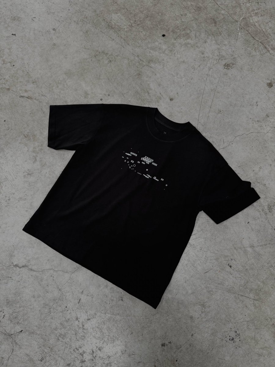 khov__'s tweet photo. love this new tee https://t.co/wOuHqtdGNO