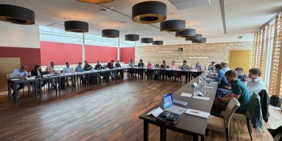 HeatTransfer's tweet photo. Great insights and strong collaboration at the CC-DACH meeting hosted by Wacker Chemie AG. Thanks for the warm welcome and inspiring discussions. HTRI is excited to turn insight into action.
Visit https://t.co/4PgoawviCV to join a Communication Committee in your area! 
#HTRI https://t.co/jOsWRvEAyU
