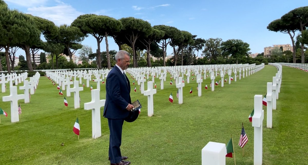 markalfordkc's tweet photo. On this solemn day, we pause to remember the Americans who made the ultimate sacrifice so that freedom could endure.
This sacred ground in Italy holds the graves of thousands of our finest young men who gave their lives liberating Europe from tyranny during World War II. Row after row of white crosses — each one a story of courage, duty, and love of country.
They didn’t seek glory. They answered the call. Because of them, nations were freed, evil was defeated, and a fragile peace was secured for generations.
Today, as we enjoy the blessings of liberty they purchased with their blood, let us honor their memory not just with words, but with lives lived worthy of their sacrifice.
Greater love has no one than this: to lay down one’s life for one’s friends.
To all who served — and especially those who never came home — thank you. We will never forget.