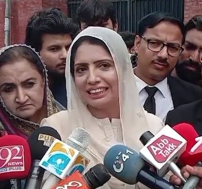 javerias's tweet photo. Free @aliya_hamza 🙌 https://t.co/zzhOhR7p04