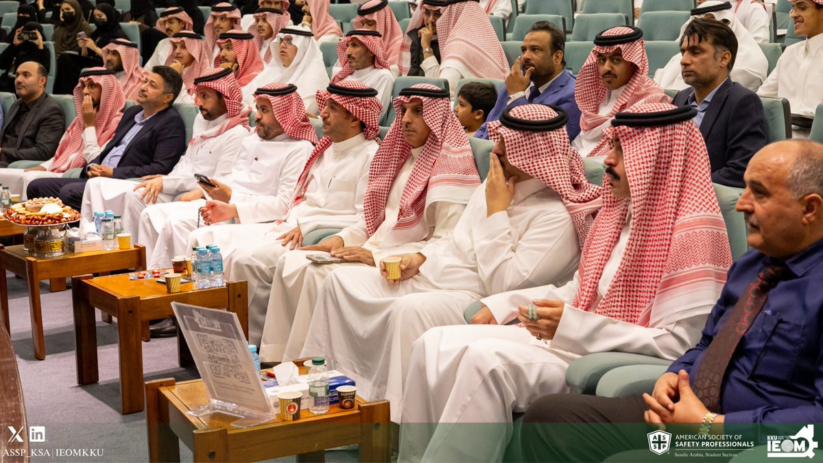 ASSP_KSA's tweet photo. مع ختام هذا العام، نفخر برحلةٍ حافلة بالإنجازات والتجارب التي صنعناها معًا في ASSP ✨
شكرًا لكل من كان جزءًا من هذه الرحلة، ولكل من ساهم ودعم وشارك في صناعة هذا الأثر

ختامٌ نفخر به... وبدايةٌ لمزيد من النجاحات بإذن الله.

#ASSP_KSA
#الحفل_الختامي_للجمعيات
#KKU 
#أثرٌ_يُروى https://t.co/pFNTxxLBCA