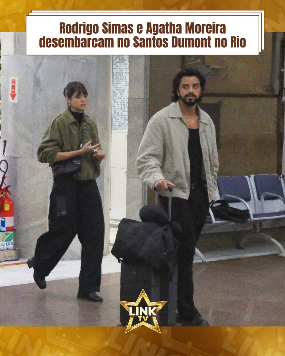 linktvofc's tweet photo. Os atores Rodrigo Simas e Agatha Moreira foram vistos desembarcando no Aeroporto Santos Dumont, no Rio de Janeiro.

O casal chamou atenção durante a passagem pelo terminal carioca, movimentando o local.

Fotos: Delson Silva / AgNews

#RodrigoSimas #AgathaMoreira #RioDeJaneiro #SantosDumont #Famosos #LinkTV