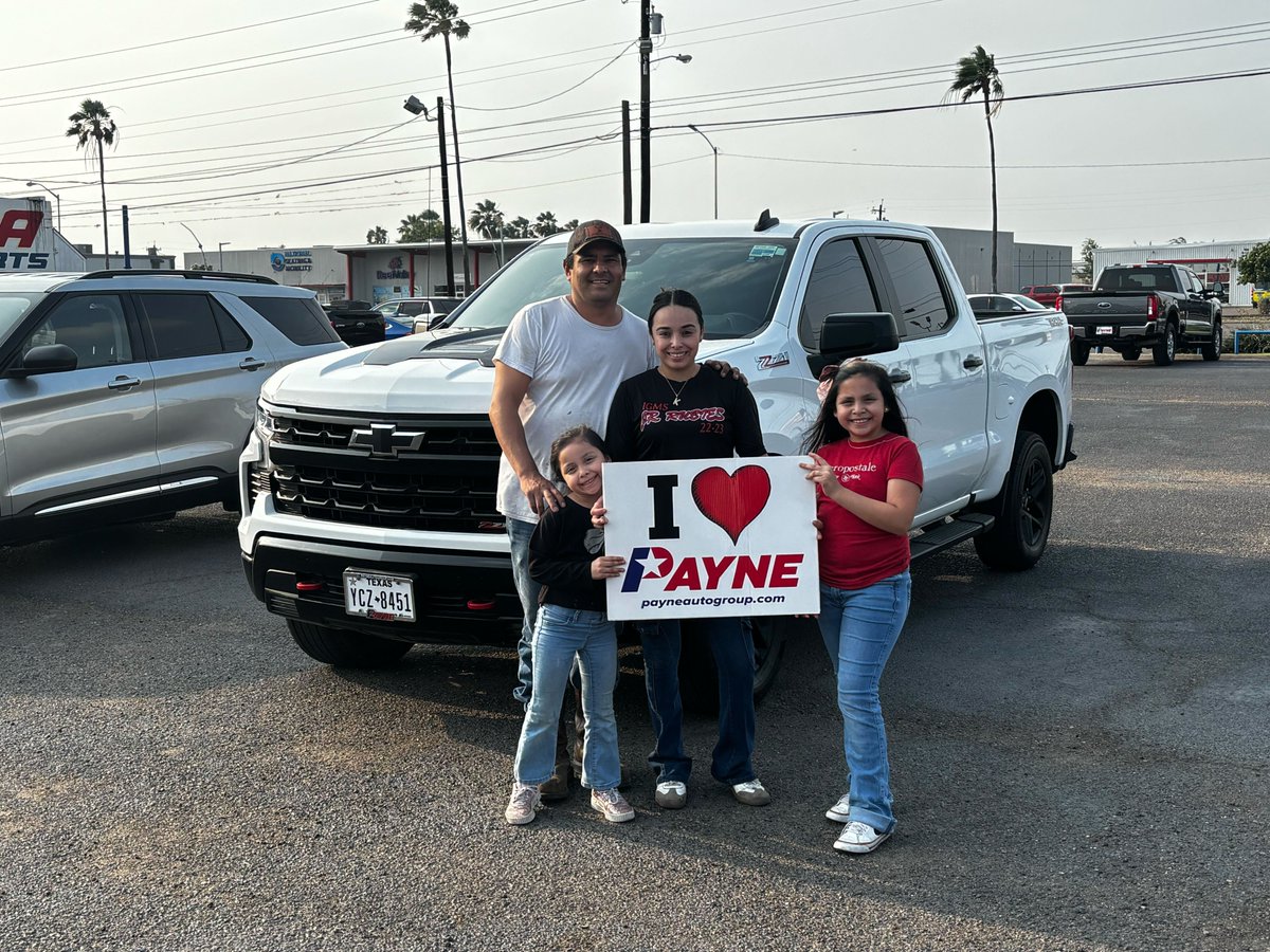 PayneMcColl's tweet photo. 🔥 Big congratulations to the Familia Lumbreras! They just rolled off the lot in this beast of a 2022 Chevy Silverado 1500 Trail Boss! 🛞💨

Shoutout to Juan Pablo  for making it happen! 🤝✨

#ChevySilverado #TrailBoss #NewTruck #HappyCustomers https://t.co/55H7Y6VJga