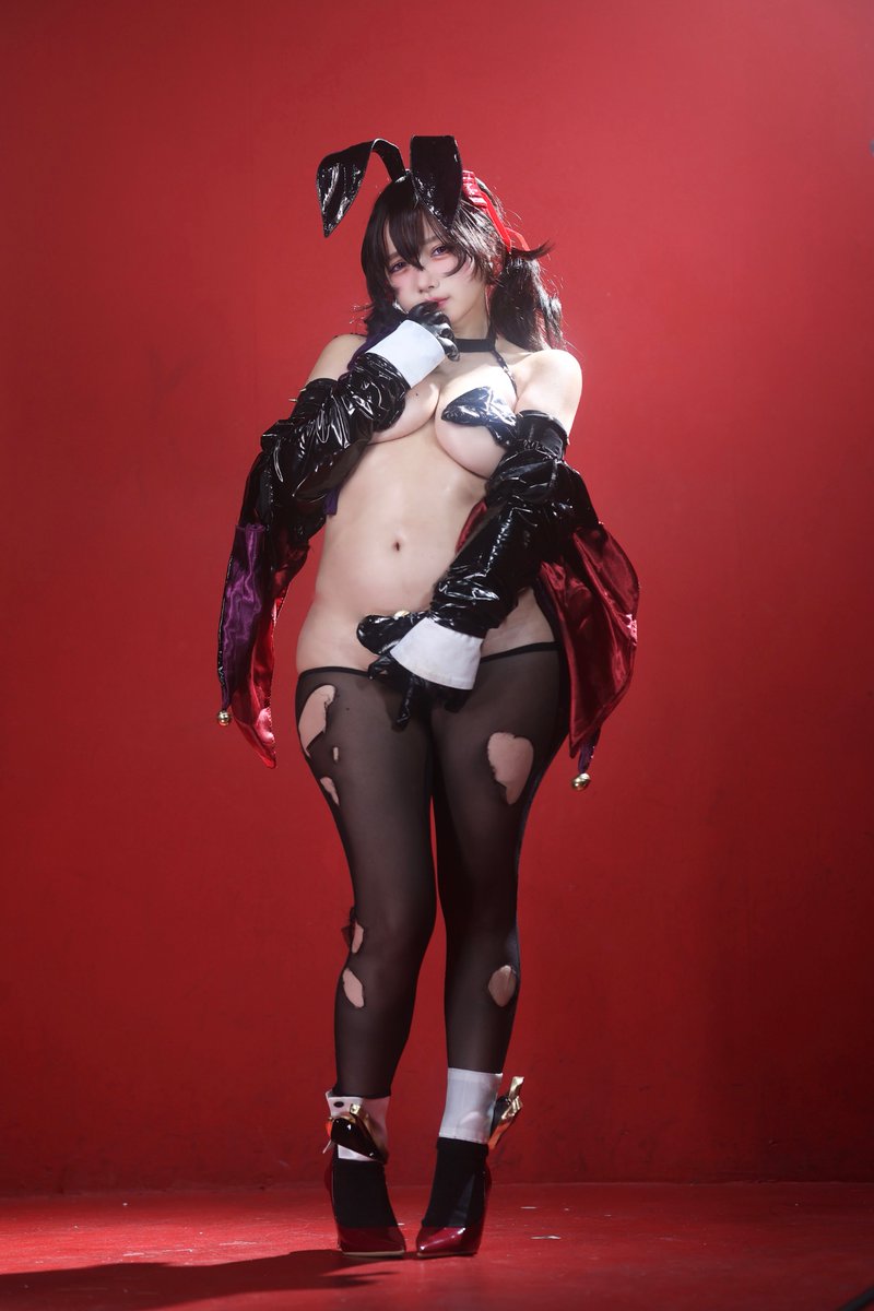 saaya_cosplay's tweet photo. おはよ🐰
5月もいっぱいありがとう〃
大好きなコスプレ大好きな制作が沢山できた月でした　みんないっぱいありがとう♥
6月もよろしくお願いします✨ https://t.co/7sfm4L2Vsj