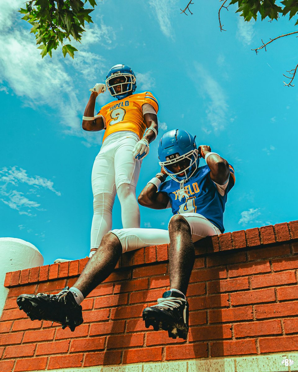 TupeloAthletics's tweet photo. 🌊 Back on the Blue Turf. #LGW  

📸 Madison Griffin https://t.co/z6yaIEoRI7