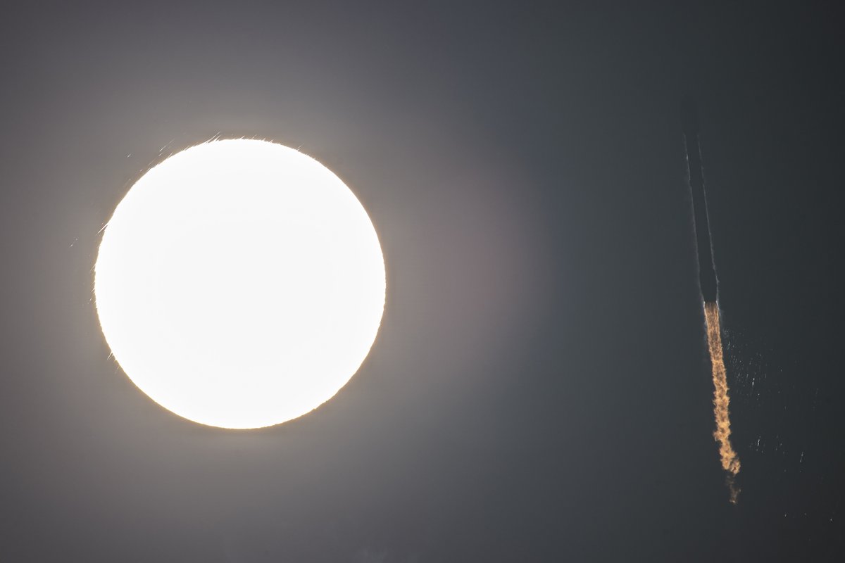 SpaceX tweet media