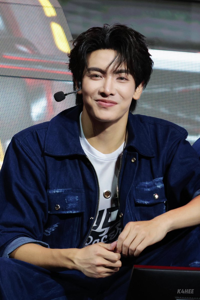 K4HEE tweet media