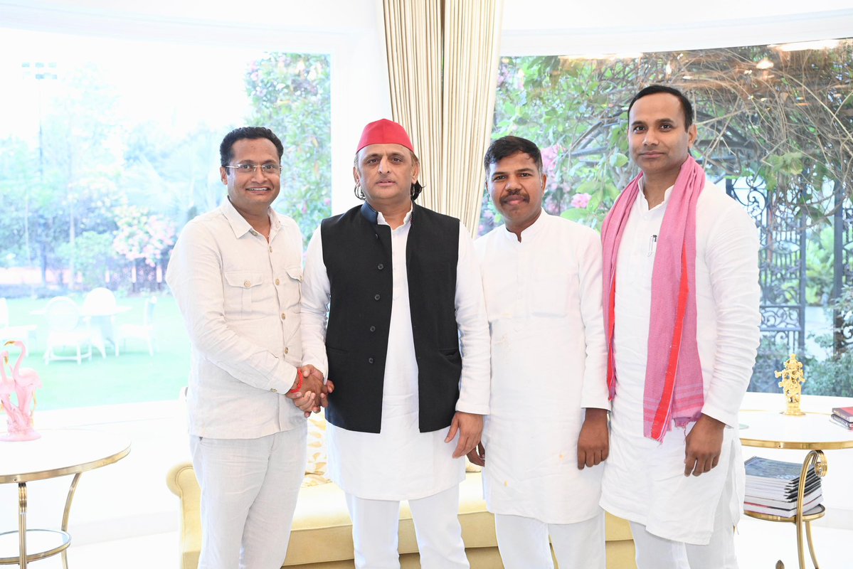 Akhilesh Yadav tweet media